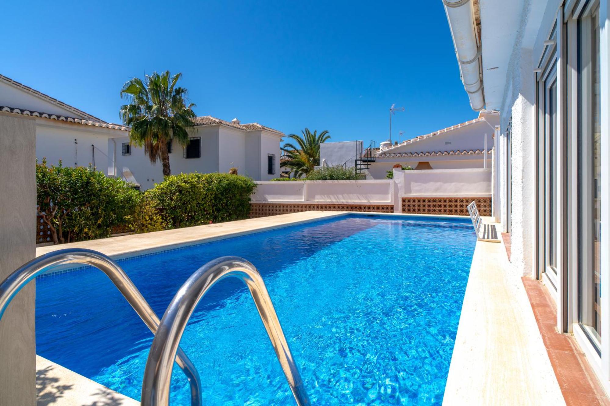 Villa Sevilla Casasol Nerja Extérieur photo